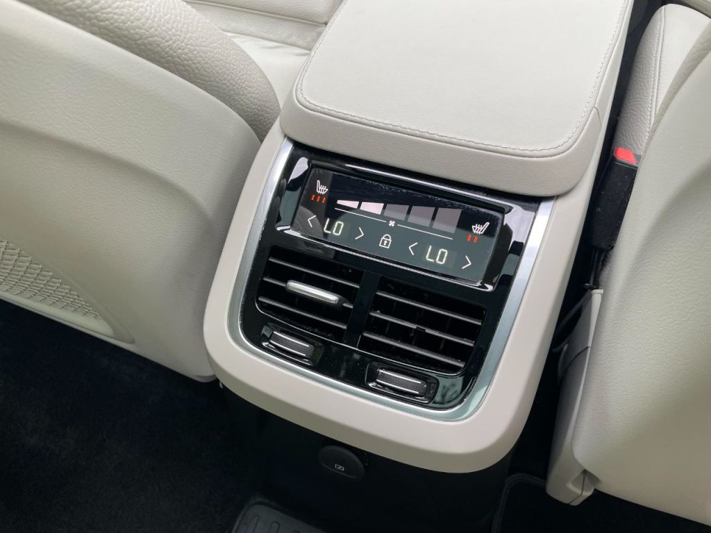 Used Volvo XC90 2023 for sale - 77211652: Photo 33