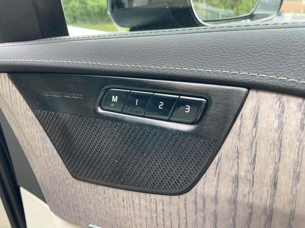 Used Volvo XC90 2023 for sale - 77211652: Photo 40