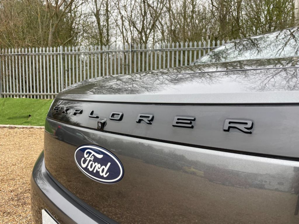 Used Ford Explorer 2024 for sale - 77747471: Photo 12