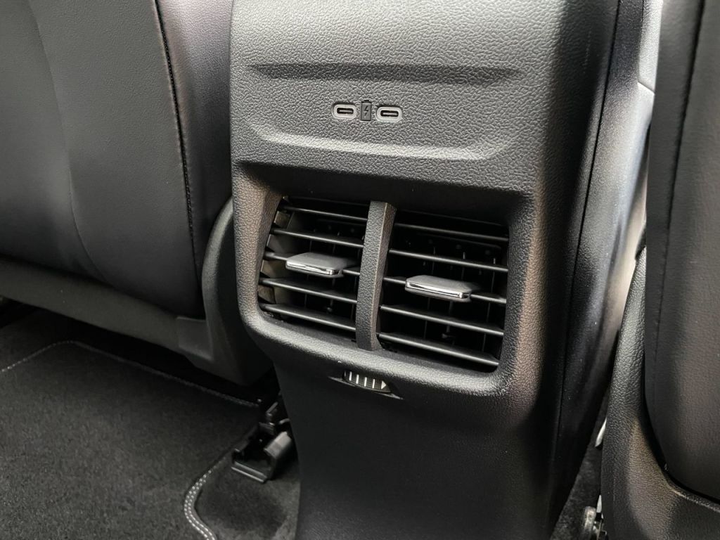 Used Ford Explorer 2024 for sale - 77747471: Photo 27