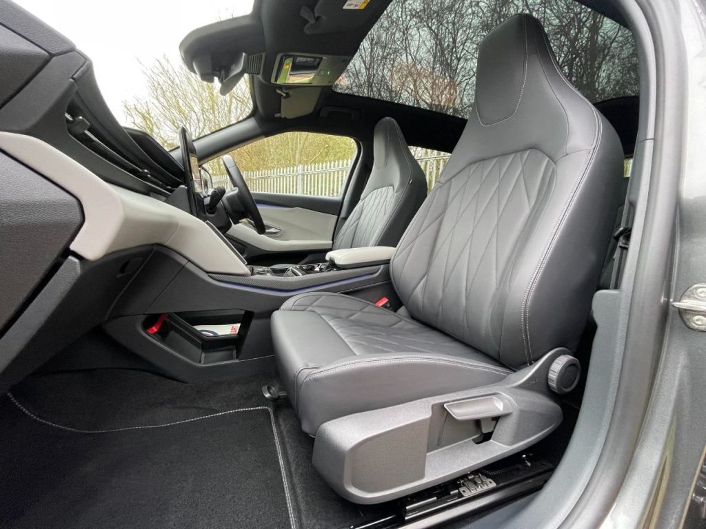 Used Ford Explorer 2024 for sale - 77747471: Photo 28