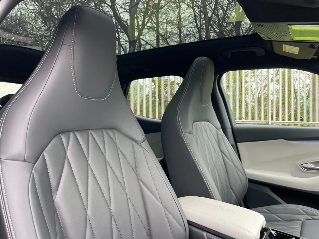 Used Ford Explorer 2024 for sale - 77747471: Photo 31