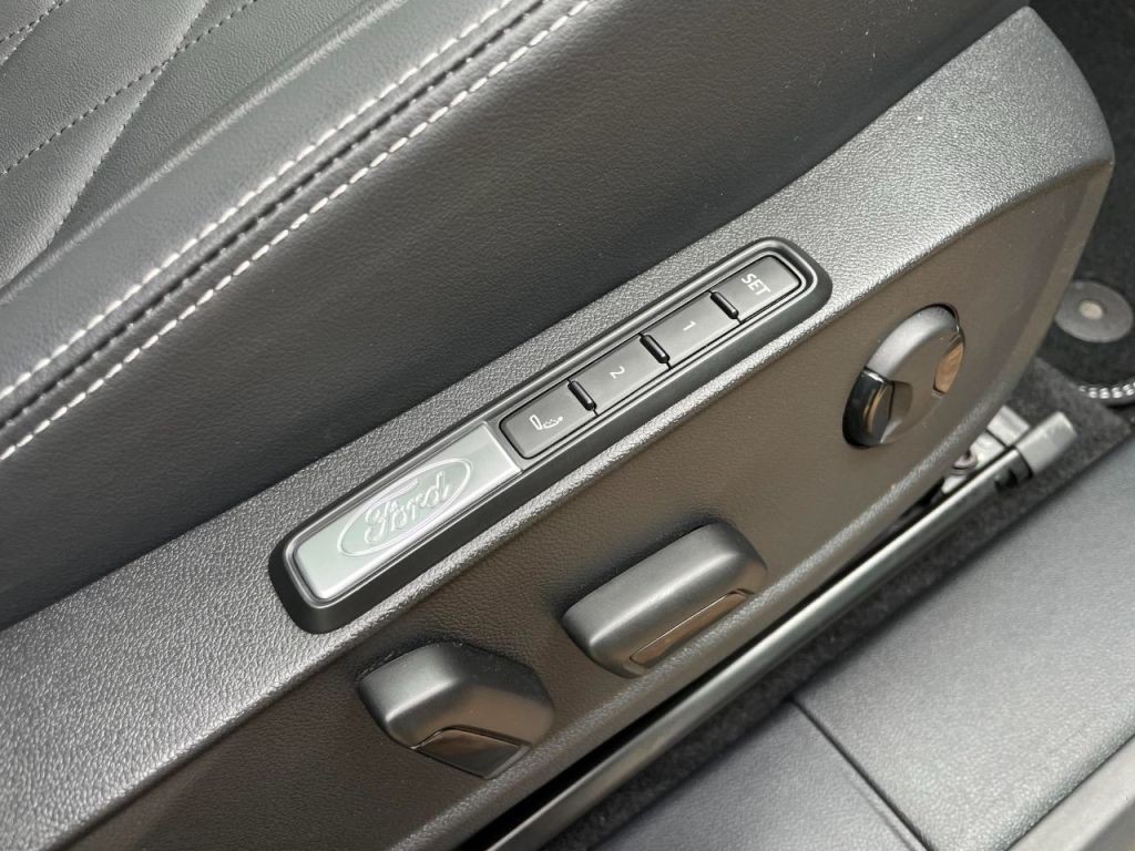 Used Ford Explorer 2024 for sale - 77747471: Photo 33