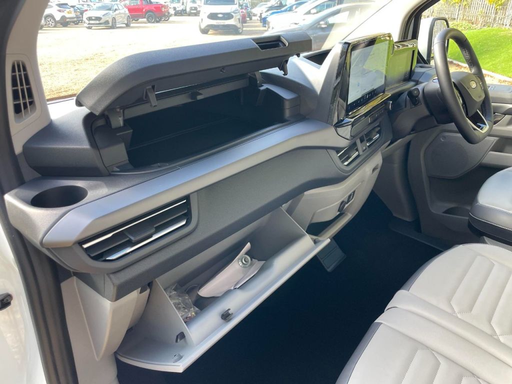 Used Ford Tourneo Custom 2024 for sale - 76576791: Photo 38