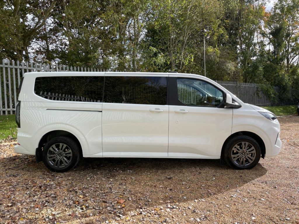 Used Ford Tourneo Custom 2024 for sale - 76576791: Photo 4