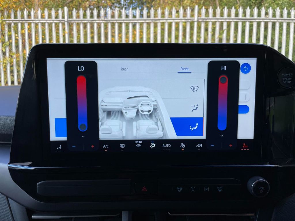 Used Ford Tourneo Custom 2024 for sale - 76576791: Photo 77