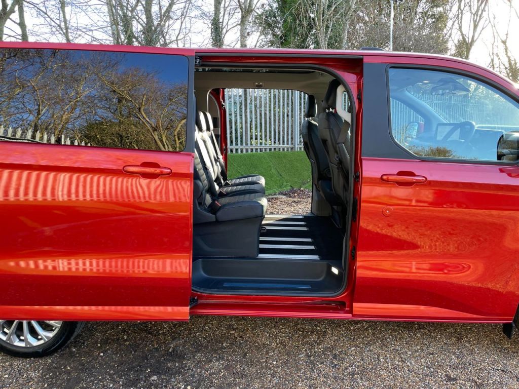 Used Ford Tourneo Custom 2024 for sale - 77006589: Photo 17