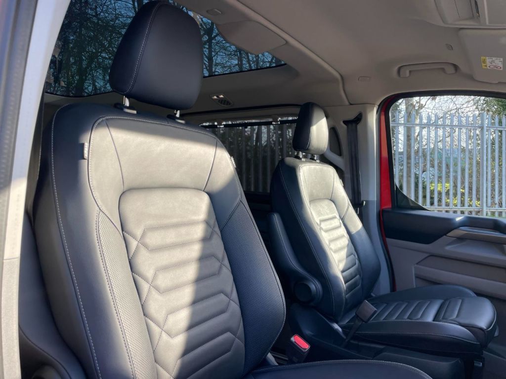 Used Ford Tourneo Custom 2024 for sale - 77006589: Photo 32