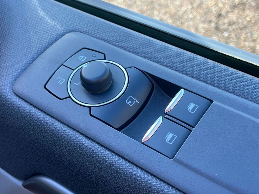 Used Ford Tourneo Custom 2024 for sale - 77006589: Photo 35