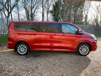 Used Ford Tourneo Custom 2024 for sale - 77006589: Photo