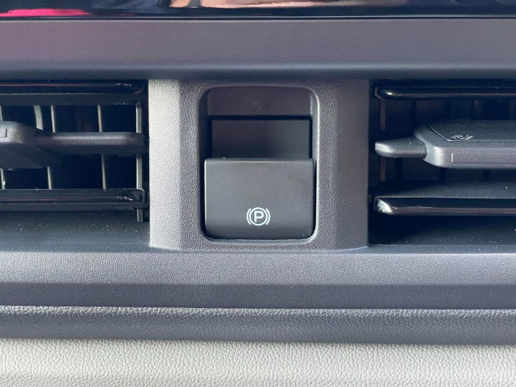 Used Ford Transit Custom 2024 for sale - 76576802: Photo 40