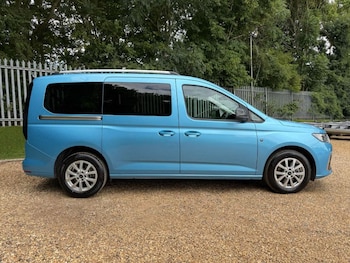Used Ford Tourneo Connect 2023 for sale - 79071738: Photo