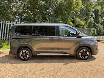 Used Ford Tourneo Custom 2025 for sale - 79232976: Photo