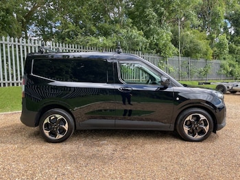 Used Ford Transit Courier 2026 for sale - 78801291: Photo
