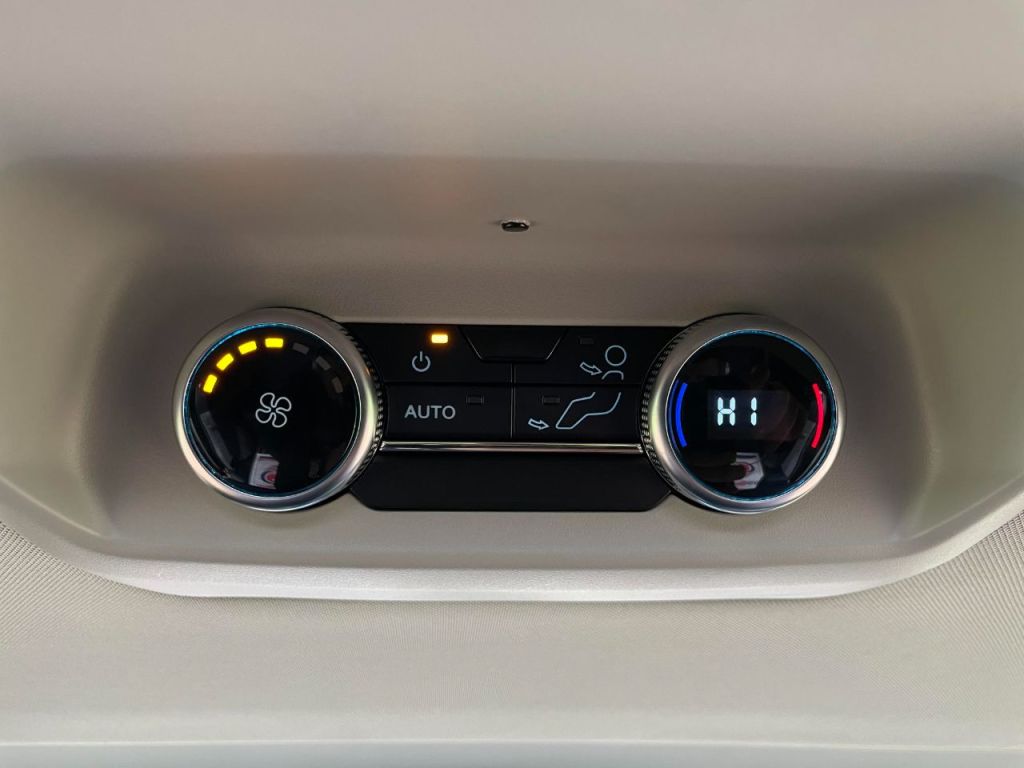 Used Ford Tourneo Custom 2024 for sale - 77520145: Photo 33