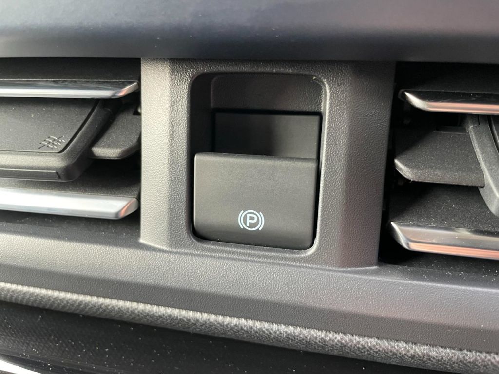 Used Ford Tourneo Custom 2024 for sale - 77520145: Photo 51