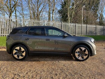 Used Ford Explorer 2024 for sale - 77171474: Photo