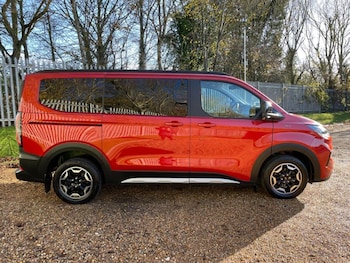 Used Ford Tourneo Custom 2024 for sale - 78644721: Photo