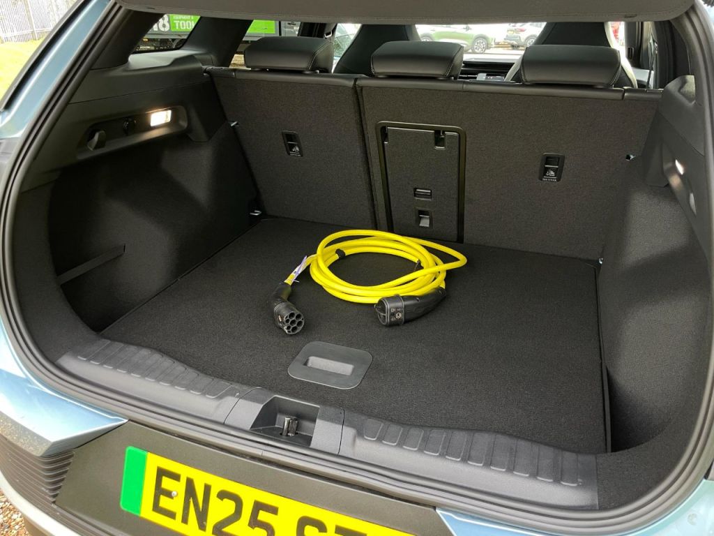 Used Ford Explorer 2025 for sale - 77878733: Photo 21