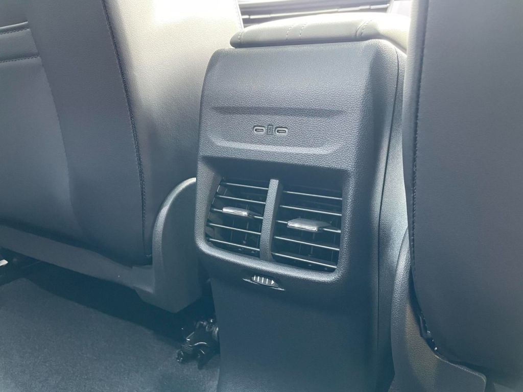 Used Ford Explorer 2025 for sale - 77878733: Photo 28