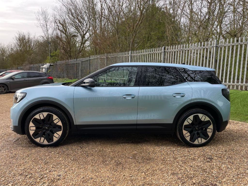 Used Ford Explorer 2025 for sale - 77878733: Photo 8