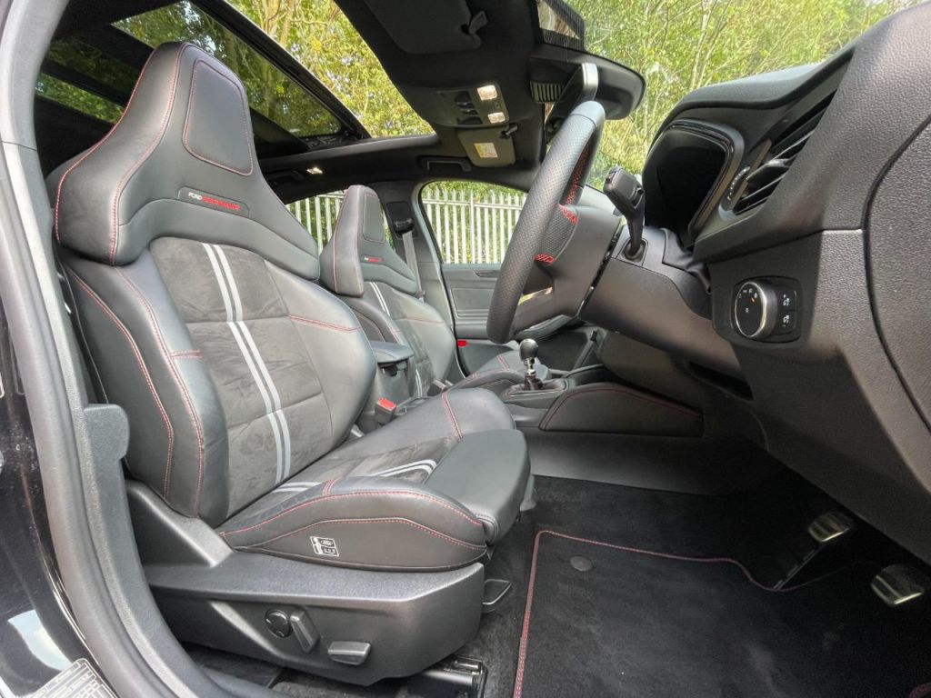 Used Ford Focus 2023 for sale - 76576796: Photo 30