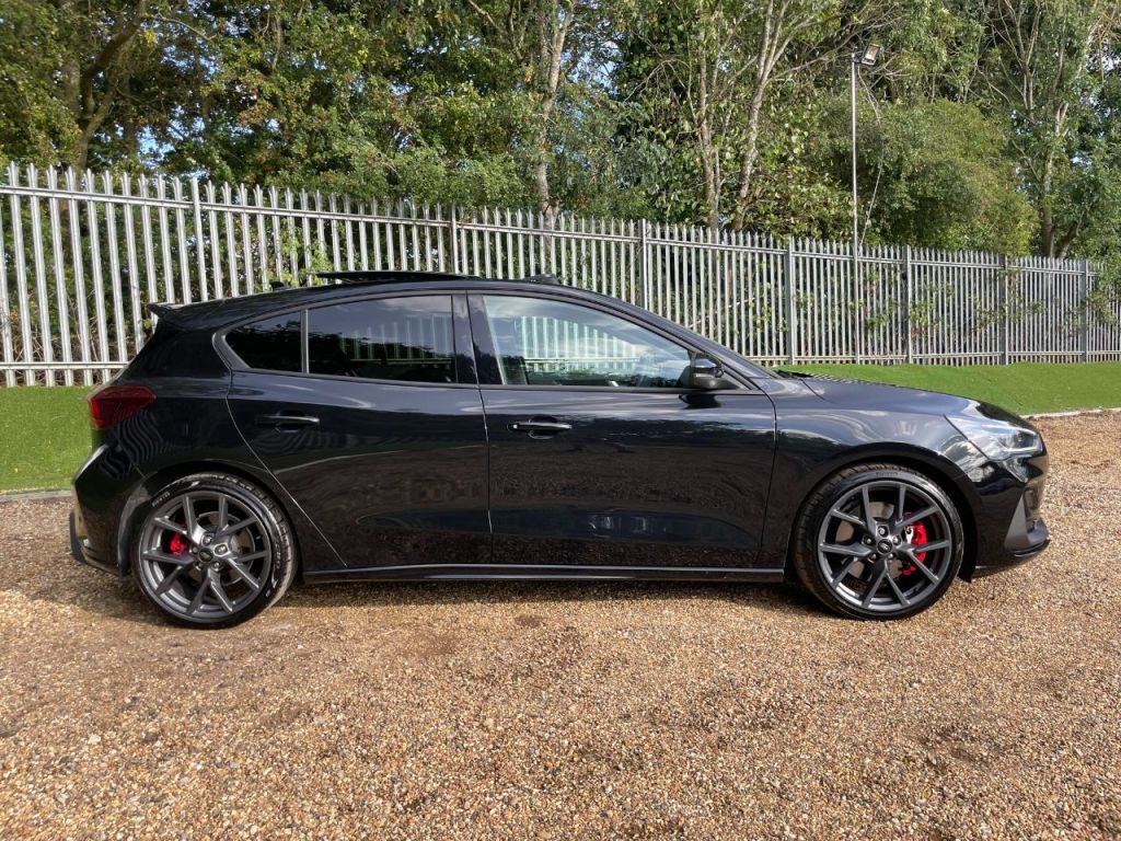 Used Ford Focus 2023 for sale - 76576796: Photo 4