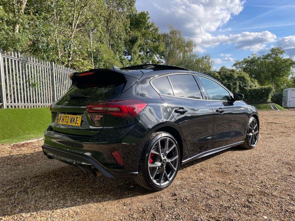 Used Ford Focus 2023 for sale - 76576796: Photo 5