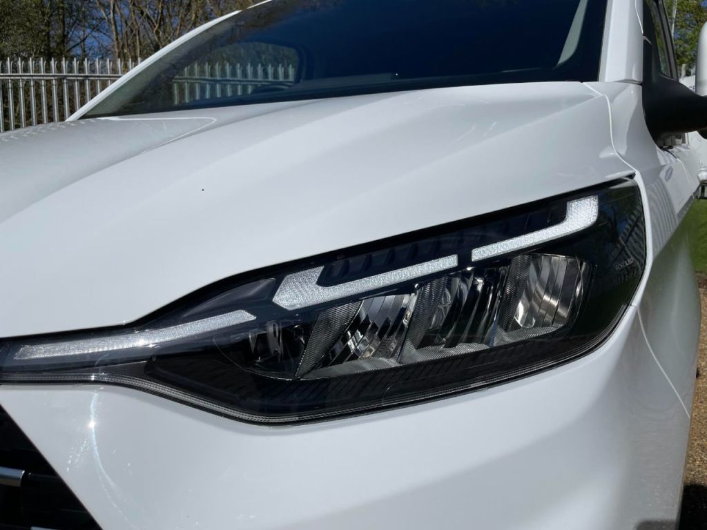 Used Ford Tourneo Custom 2025 for sale - 77919267: Photo 11