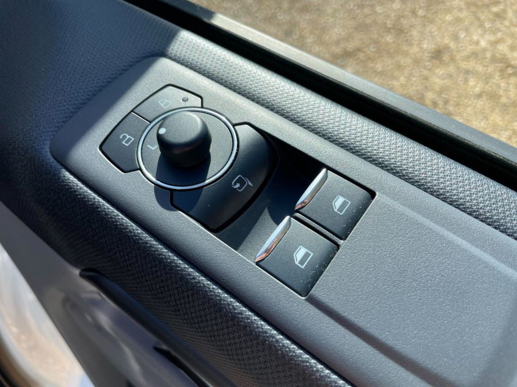 Used Ford Tourneo Custom 2025 for sale - 77919267: Photo 37