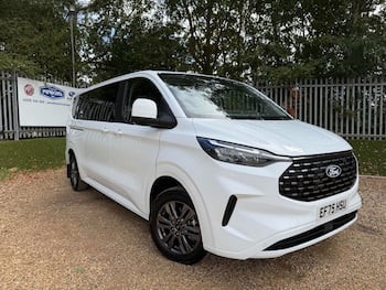 Used Ford Tourneo Custom 2025 for sale - 79641534: Photo