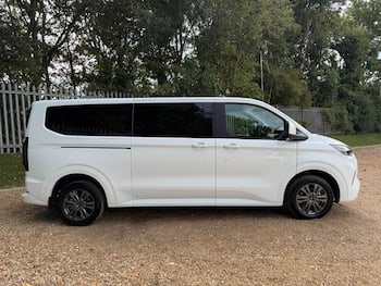 Used Ford Tourneo Custom 2025 for sale - 79641534: Photo