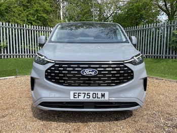 Used Ford Tourneo Custom 2025 for sale - 78240669: Photo