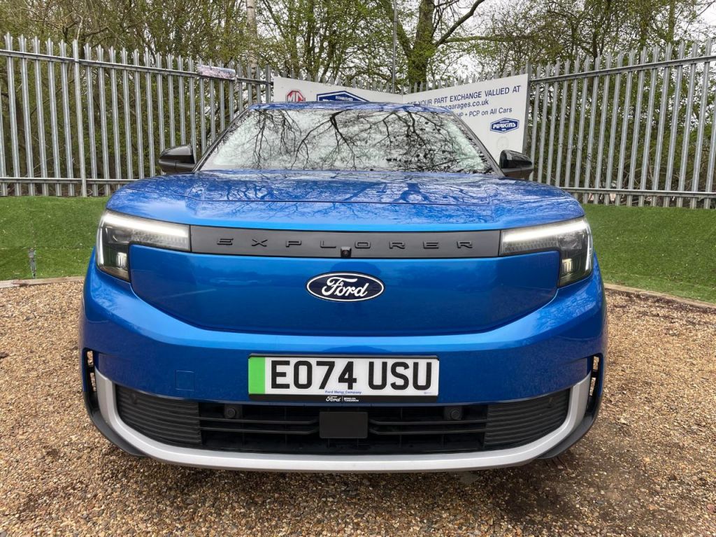 Used Ford Explorer 2024 for sale - 77871792: Photo 2