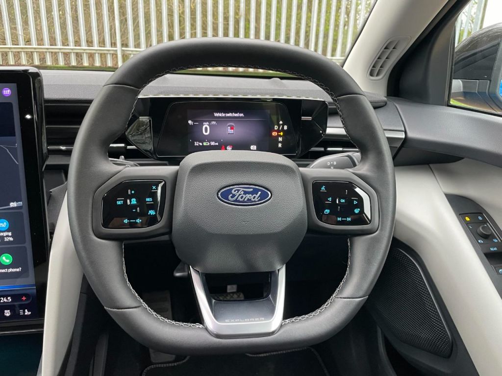 Used Ford Explorer 2024 for sale - 77871792: Photo 28