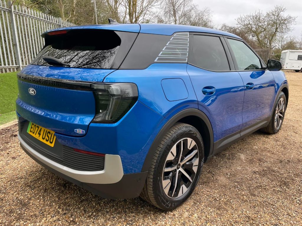 Used Ford Explorer 2024 for sale - 77871792: Photo 5