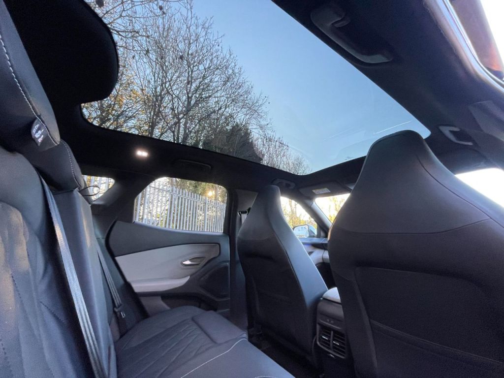 Used Ford Explorer 2024 for sale - 76641972: Photo 25