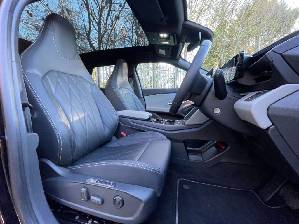 Used Ford Explorer 2024 for sale - 76641972: Photo 29