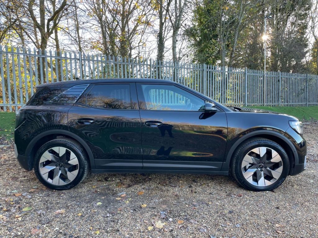 Used Ford Explorer 2024 for sale - 76641972: Photo 4