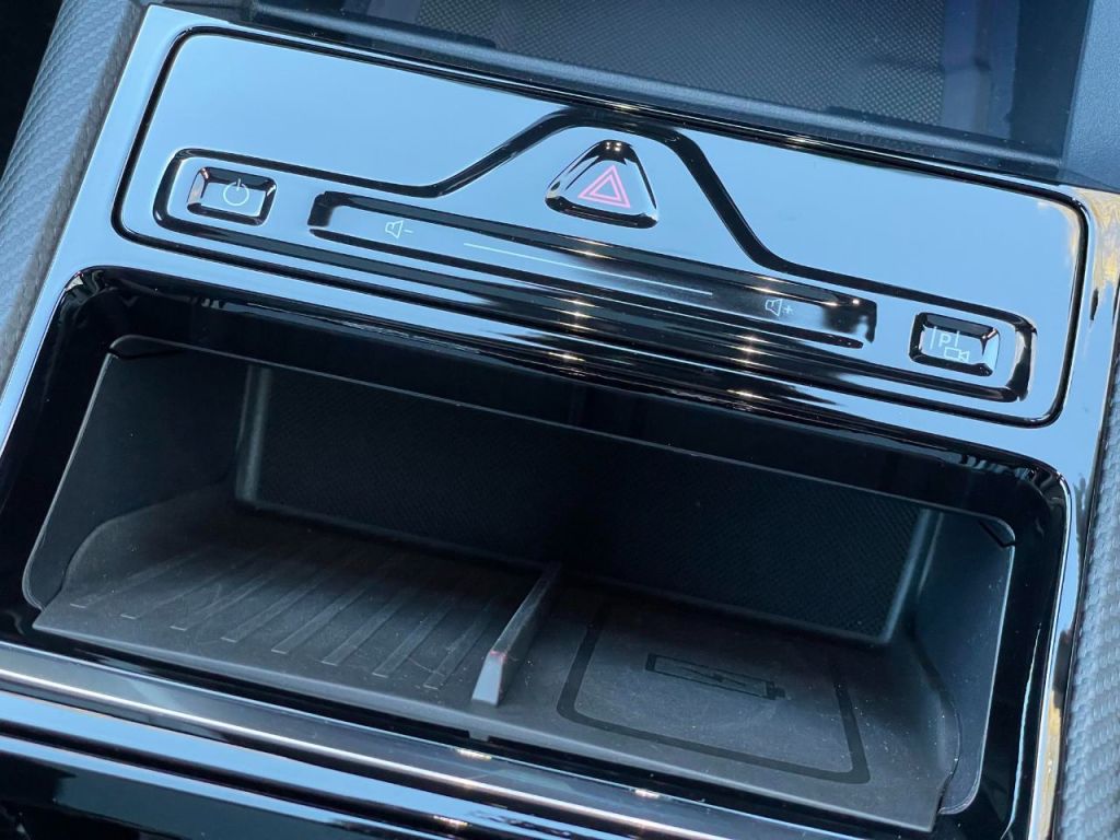 Used Ford Explorer 2024 for sale - 76641972: Photo 41