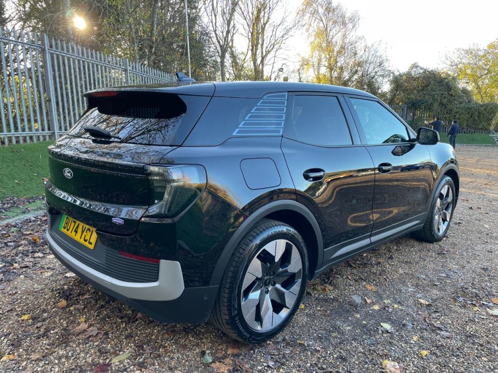 Used Ford Explorer 2024 for sale - 76641972: Photo 5