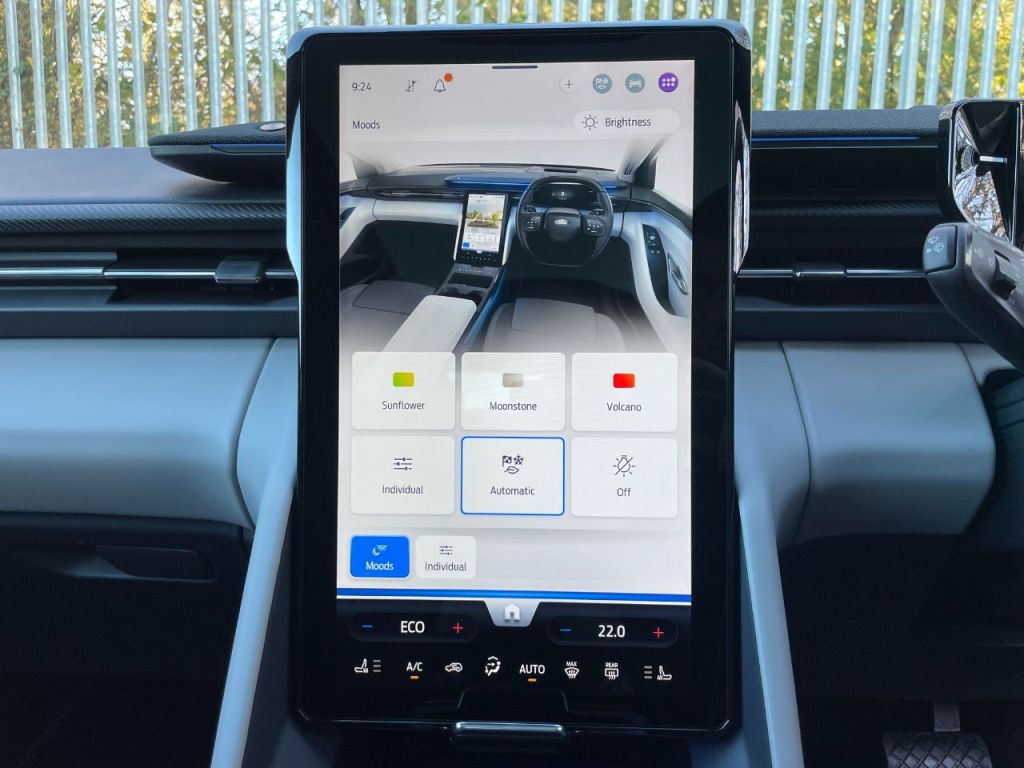 Used Ford Explorer 2024 for sale - 76641972: Photo 60