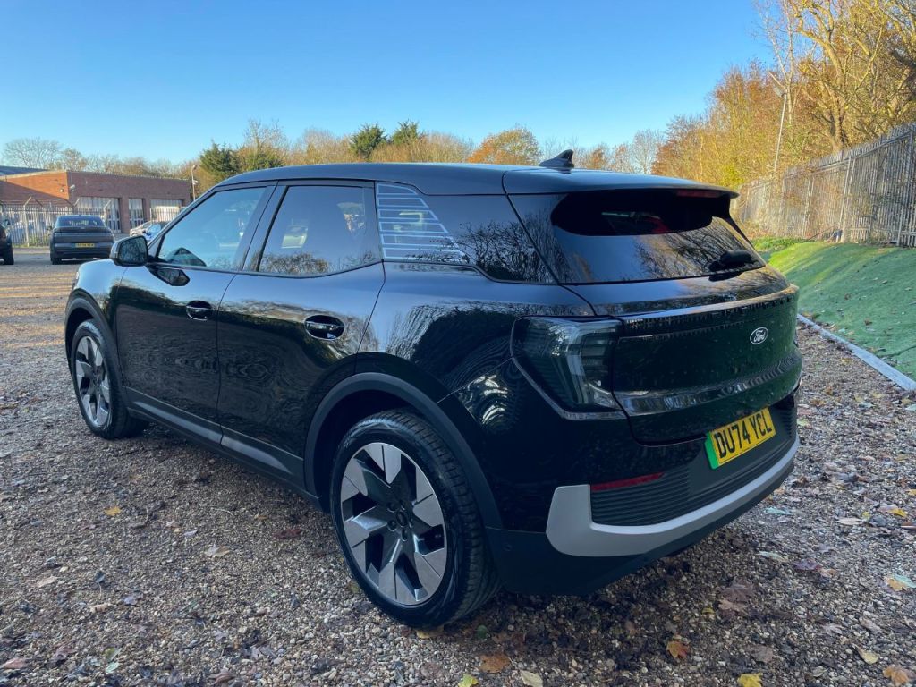 Used Ford Explorer 2024 for sale - 76641972: Photo 7