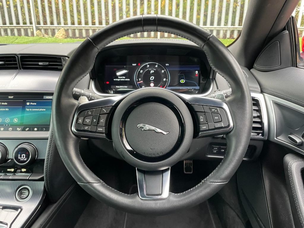 Used Jaguar F-Type 2021 for sale - 76576795: Photo 35