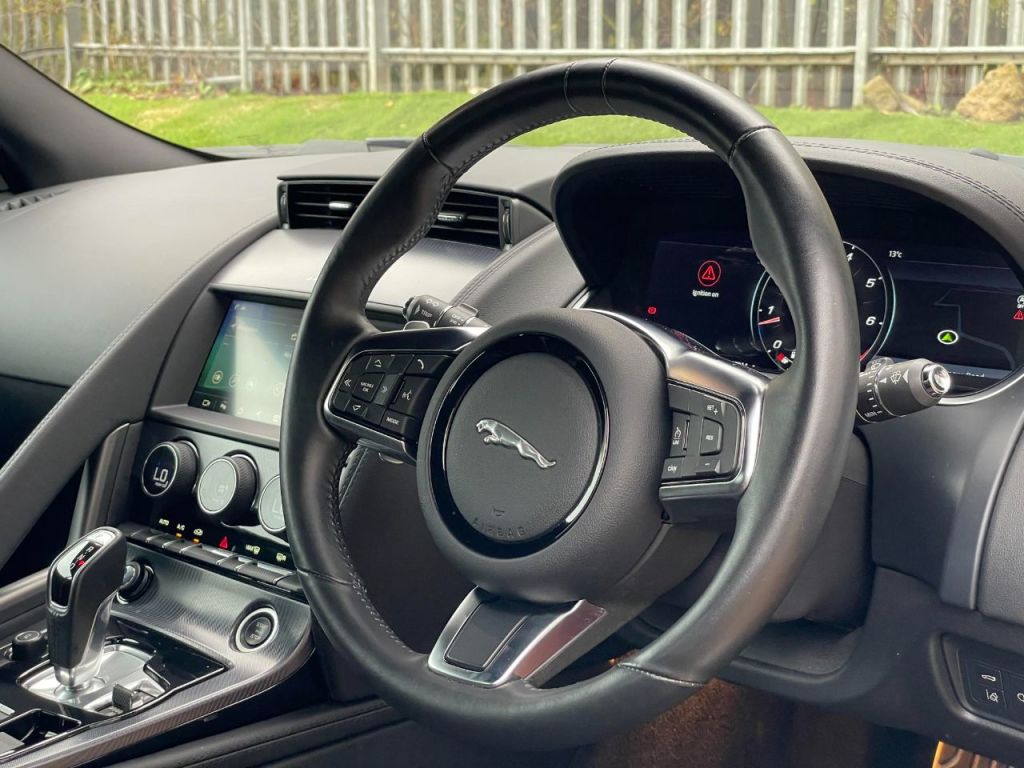 Used Jaguar F-Type 2021 for sale - 76576795: Photo 36