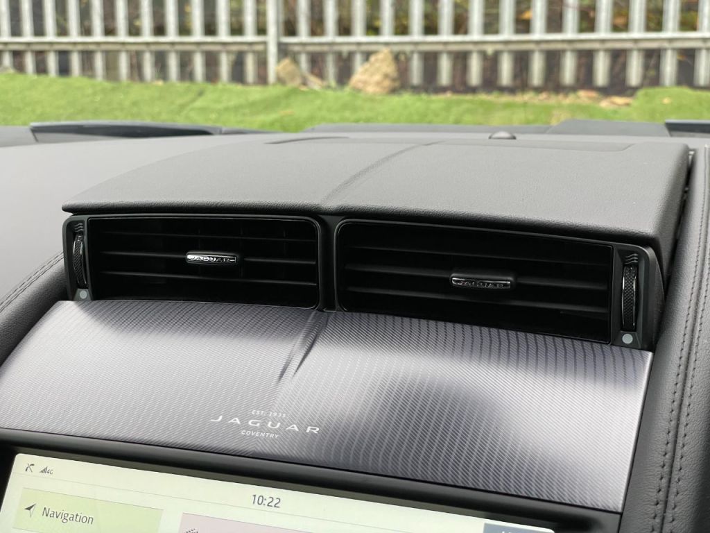 Used Jaguar F-Type 2021 for sale - 76576795: Photo 57