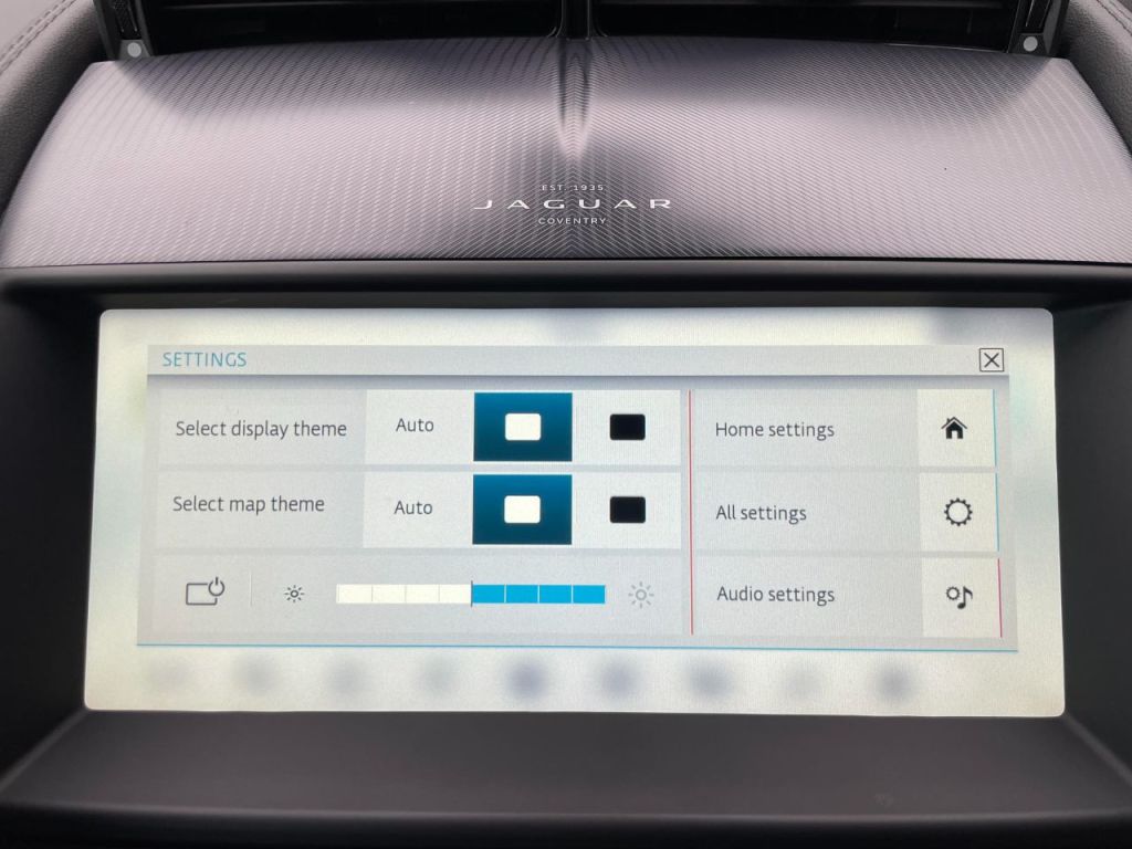 Used Jaguar F-Type 2021 for sale - 76576795: Photo 65