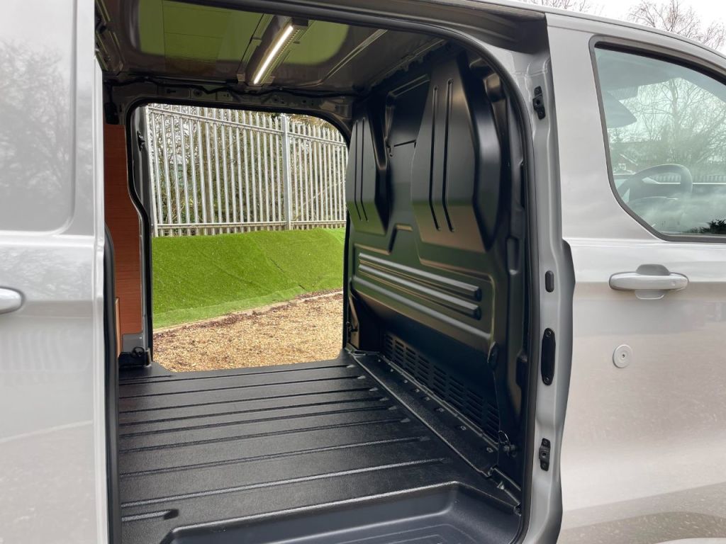 Used Ford Transit Custom 2024 for sale - 77679886: Photo 29