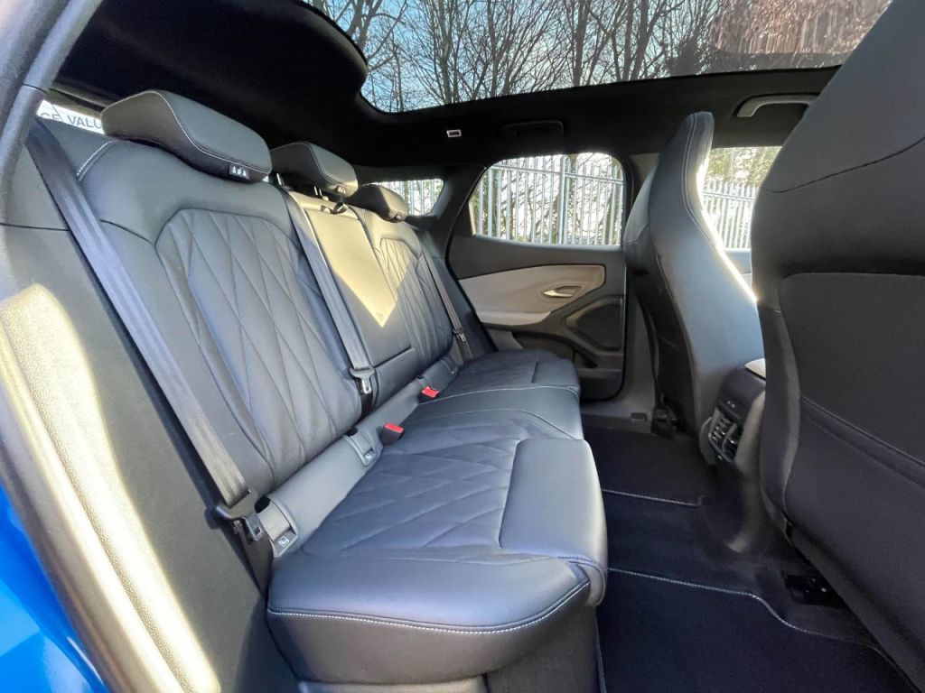 Used Ford Explorer 2024 for sale - 76918866: Photo 27