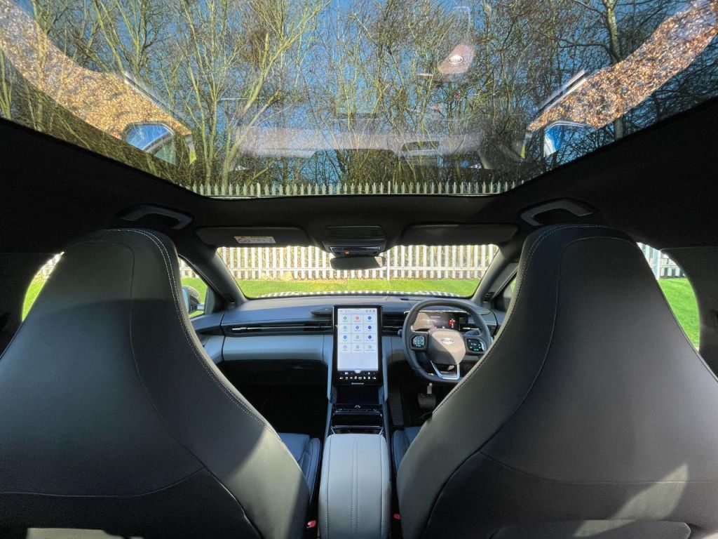 Used Ford Explorer 2024 for sale - 76918866: Photo 37